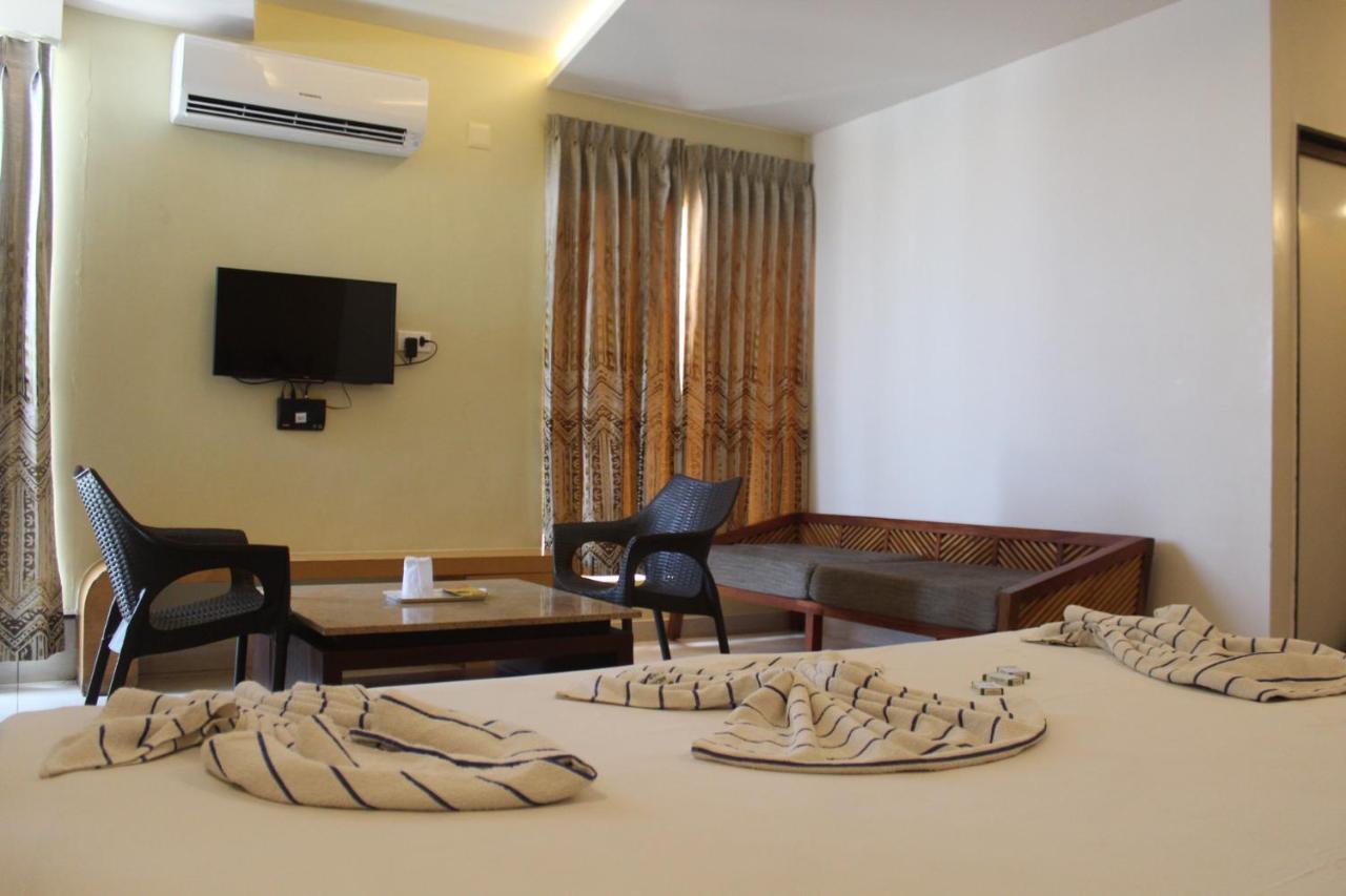 Annai In Saravana Bhavan Fine Stay And Restaurant ベランカニ エクステリア 写真